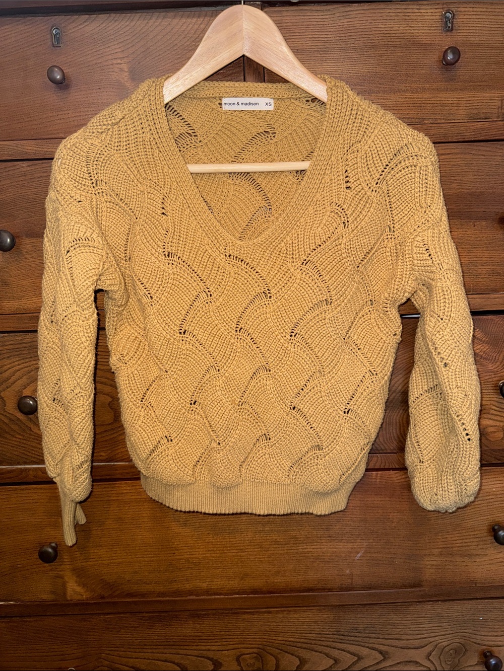 moon & madison Women's Mustard Cable V-Neck Sweater